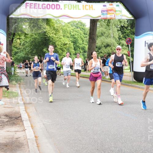 29.06.2025 - hella hamburg halbmarathon MichiJ http://msf.ph/oto/8255377 29.06.2025 10:52:34 Zwischen KM18-KM19 1034, 3112, 5464, 6590, 7826, 8405, 9736, 9737, 9994, 10736, 10886, 11027, 12371, 14022, 14607, 16355, 16847, 17707, 18726 meine-sportfotos.de