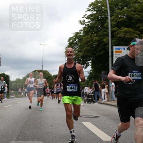 29.06.2025 - hella hamburg halbmarathon Yannick Fuchs http://msf.ph/oto/8255458 29.06.2025 10:48:14 20KM 1410, 1422, 1442, 1549, 1815, 2432, 3103, 3310, 3898, 4299, 6260, 6356, 6374, 6581, 6994, 7129, 7478, 7973, 8223, 8285, 8394, 8798, 9012, 9032, 9060, 9380, 10040, 10266, 11009, 11430, 11789, 12213, 12362, 12489, 13147, 13794, 13803, 13869, 14026, 14239, 14818, 15113, 15156, 15169, 15524, 16092, 16574, 16623, 16750, 17740, 17765, 18308, 18450, 18759, 19067, 19177 meine-sportfotos.de