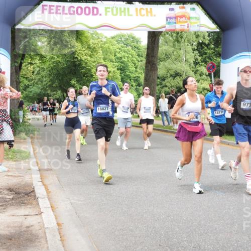 29.06.2025 - hella hamburg halbmarathon MichiJ http://msf.ph/oto/8255515 29.06.2025 10:52:35 Zwischen KM18-KM19 1034, 5464, 6590, 7826, 8405, 9736, 9737, 9994, 10736, 10886, 12371, 12473, 14607, 16355, 16847, 17059, 17707, 18726, 18827 meine-sportfotos.de