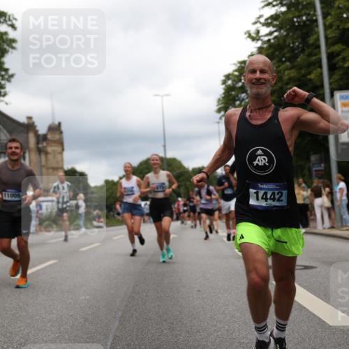 29.06.2025 - hella hamburg halbmarathon Yannick Fuchs http://msf.ph/oto/8255560 29.06.2025 10:48:14 20KM 1410, 1422, 1442, 1549, 1815, 2432, 3103, 3310, 3898, 4299, 6260, 6356, 6374, 6581, 6994, 7129, 7478, 7973, 8223, 8285, 8394, 8798, 9012, 9032, 9060, 9380, 10040, 10266, 11009, 11430, 11789, 12213, 12362, 12489, 13147, 13794, 13803, 13869, 14026, 14239, 14818, 15113, 15156, 15169, 15524, 16092, 16574, 16623, 16750, 17740, 17765, 18308, 18450, 18759, 19067, 19177 meine-sportfotos.de