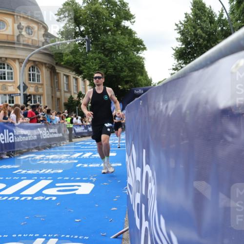 29.06.2025 - hella hamburg halbmarathon Strokosch-Dieckow http://msf.ph/oto/8255725 29.06.2025 10:41:45 Ziel 1169, 1512, 1763, 7092, 9640, 10415, 11765, 14346, 15521, 15535, 15935 meine-sportfotos.de