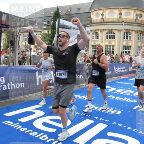 29.06.2025 - hella hamburg halbmarathon Michael Strokosch http://msf.ph/oto/8255790 29.06.2025 10:50:44 Ziel 1399, 2234, 2788, 4346, 6662, 6712, 7134, 7583, 7786, 7952, 9057, 11356, 13701, 13808, 13875, 15519, 16291, 17908, 18229, 18413, 18820 meine-sportfotos.de