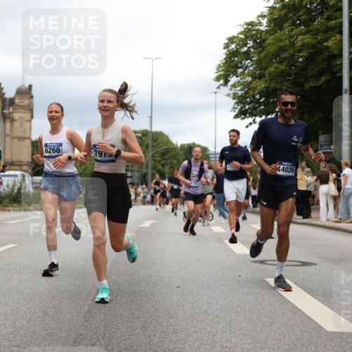 29.06.2025 - hella hamburg halbmarathon Yannick Fuchs http://msf.ph/oto/8255800 29.06.2025 10:48:15 20KM 1410, 1422, 1442, 1549, 1815, 2432, 3103, 3310, 3898, 4299, 6260, 6356, 6374, 6581, 6994, 7129, 7478, 7973, 8223, 8394, 8772, 8798, 9012, 9032, 9060, 9380, 10040, 10266, 11009, 11430, 11789, 12213, 12362, 12489, 13147, 13803, 13869, 14026, 14239, 14818, 15113, 15156, 15169, 15524, 16092, 16574, 16623, 16750, 17740, 17765, 18308, 18450, 18759, 19067, 19177 meine-sportfotos.de
