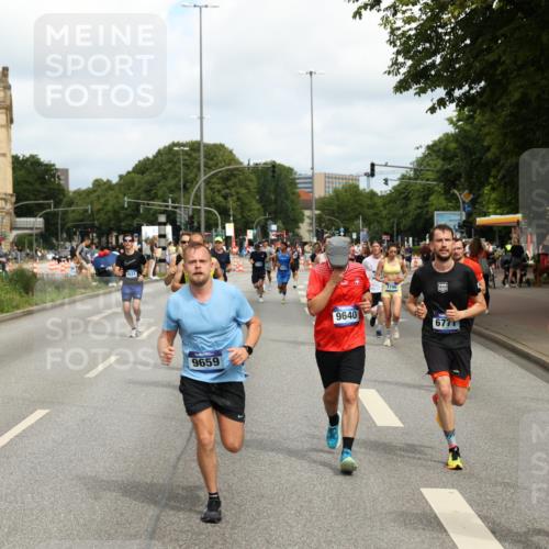 29.06.2025 - hella hamburg halbmarathon Yannick Fuchs http://msf.ph/oto/8255861 29.06.2025 10:35:48 20KM 1136, 1631, 2579, 2797, 3618, 4205, 4303, 4380, 4871, 4893, 5387, 5709, 6550, 6771, 6901, 7378, 7432, 7774, 7796, 8122, 8358, 9358, 9547, 9640, 9659, 9711, 9755, 9885, 10375, 10783, 11062, 11765, 11922, 12292, 12385, 12434, 12895, 13268, 13457, 14555, 14661, 15247, 15351, 16816, 17032, 17100, 17720, 17834, 18045, 18049, 18412, 18442, 18491, 18573, 18802 meine-sportfotos.de