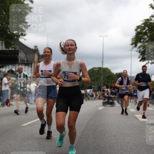 29.06.2025 - hella hamburg halbmarathon Yannick Fuchs http://msf.ph/oto/8255896 29.06.2025 10:48:16 20KM 1410, 1442, 1549, 1815, 2432, 3103, 3310, 3898, 4299, 6260, 6356, 6374, 6581, 6723, 6994, 7129, 7478, 7973, 8223, 8394, 8772, 8798, 9012, 9032, 9060, 9227, 10040, 10266, 11009, 11430, 11789, 12213, 12362, 12489, 13147, 13803, 13869, 14026, 14239, 14818, 15113, 15156, 15169, 15524, 16092, 16574, 16623, 16750, 17740, 17765, 18308, 18450, 18759, 19067, 19177 meine-sportfotos.de