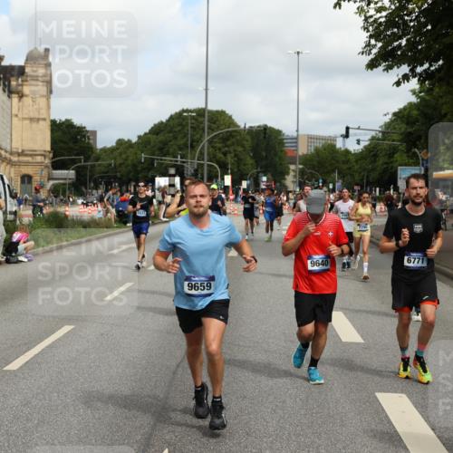 29.06.2025 - hella hamburg halbmarathon Yannick Fuchs http://msf.ph/oto/8255960 29.06.2025 10:35:48 20KM 1136, 1631, 2579, 2797, 3618, 4205, 4303, 4380, 4871, 4893, 5387, 5709, 6550, 6771, 6901, 7378, 7432, 7774, 7796, 8122, 8358, 9358, 9547, 9640, 9659, 9711, 9755, 9885, 10375, 10783, 11062, 11765, 11922, 12292, 12385, 12434, 12895, 13268, 13457, 14555, 14661, 15247, 15351, 16816, 17032, 17100, 17720, 17834, 18045, 18049, 18412, 18442, 18491, 18573, 18802 meine-sportfotos.de