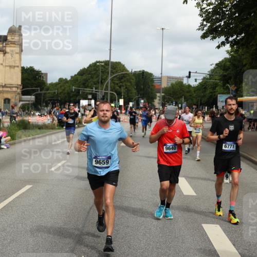 29.06.2025 - hella hamburg halbmarathon Yannick Fuchs http://msf.ph/oto/8255983 29.06.2025 10:35:48 20KM 1136, 1631, 2579, 2797, 3618, 4205, 4303, 4380, 4871, 4893, 5387, 5709, 6550, 6771, 6901, 7378, 7432, 7774, 7796, 8122, 8358, 9358, 9547, 9640, 9659, 9711, 9755, 9885, 10375, 10783, 11062, 11765, 11922, 12292, 12385, 12434, 12895, 13268, 13457, 14555, 14661, 15247, 15351, 16816, 17032, 17100, 17720, 17834, 18045, 18049, 18412, 18442, 18491, 18573, 18802 meine-sportfotos.de