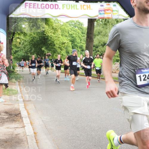 29.06.2025 - hella hamburg halbmarathon MichiJ http://msf.ph/oto/8255996 29.06.2025 10:52:39 Zwischen KM18-KM19 3746, 4488, 7826, 9736, 9737, 10736, 10781, 10886, 12371, 12473, 13481, 14607, 17059, 18726, 18827 meine-sportfotos.de