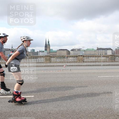 29.06.2025 - hella hamburg halbmarathon Lena Gebhardt http://msf.ph/oto/8255998 29.06.2025 09:03:19 Lombardsbrücke  meine-sportfotos.de