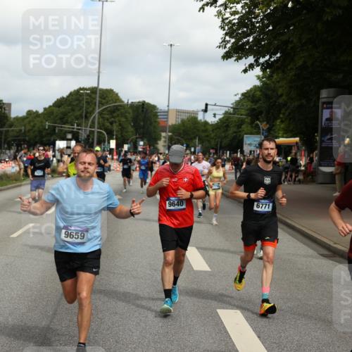 29.06.2025 - hella hamburg halbmarathon Yannick Fuchs http://msf.ph/oto/8256035 29.06.2025 10:35:48 20KM 1136, 1631, 2579, 2797, 3618, 4205, 4303, 4380, 4871, 4893, 5387, 5709, 6550, 6771, 6901, 7378, 7432, 7774, 7796, 8122, 8358, 9358, 9547, 9640, 9659, 9711, 9755, 9885, 10375, 10783, 11062, 11765, 11922, 12292, 12385, 12434, 12895, 13268, 13457, 14555, 14661, 15247, 15351, 16816, 17032, 17100, 17720, 17834, 18045, 18049, 18412, 18442, 18491, 18573, 18802 meine-sportfotos.de