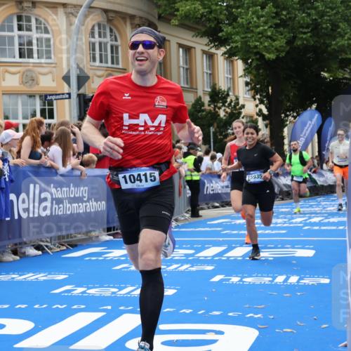 29.06.2025 - hella hamburg halbmarathon Strokosch-Dieckow http://msf.ph/oto/8256121 29.06.2025 10:41:51 Ziel 1169, 1763, 7092, 7363, 8694, 10415, 11765, 14346, 15521, 15935, 16507 meine-sportfotos.de