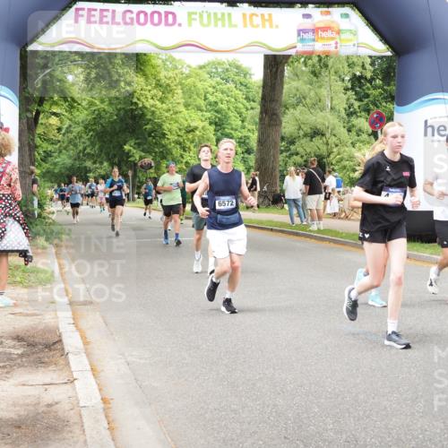 29.06.2025 - hella hamburg halbmarathon MichiJ http://msf.ph/oto/8256241 29.06.2025 10:52:43 Zwischen KM18-KM19 3578, 3746, 4488, 6572, 9165, 10781, 10998, 12473, 13481, 17059, 18827 meine-sportfotos.de