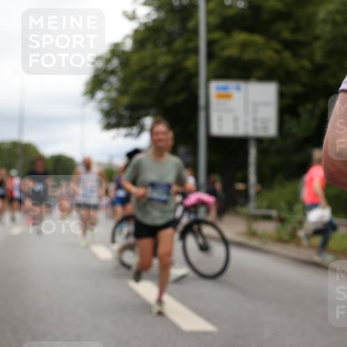 29.06.2025 - hella hamburg halbmarathon Yannick Fuchs http://msf.ph/oto/8256261 29.06.2025 10:48:20 20KM 1410, 1442, 1549, 1815, 2432, 3177, 3310, 3861, 3898, 4299, 6082, 6084, 6260, 6356, 6581, 6723, 6994, 7129, 7973, 8223, 8772, 8798, 9012, 9060, 9227, 10040, 10263, 10266, 11009, 11499, 11789, 12213, 12362, 12489, 13147, 13869, 14026, 14660, 14818, 15113, 15156, 15169, 15408, 15524, 16092, 16574, 16623, 16750, 17740, 17765, 18450, 18759, 19177 meine-sportfotos.de