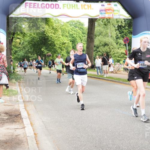 29.06.2025 - hella hamburg halbmarathon MichiJ http://msf.ph/oto/8256271 29.06.2025 10:52:43 Zwischen KM18-KM19 3578, 3746, 4488, 6572, 9165, 10781, 10998, 12473, 13481, 17059, 18827 meine-sportfotos.de