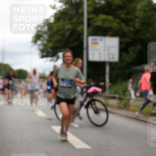 29.06.2025 - hella hamburg halbmarathon Yannick Fuchs http://msf.ph/oto/8256313 29.06.2025 10:48:20 20KM 1410, 1442, 1549, 1815, 2432, 3177, 3310, 3861, 3898, 4299, 6082, 6084, 6260, 6356, 6581, 6723, 6994, 7129, 7973, 8223, 8772, 8798, 9012, 9060, 9227, 10040, 10263, 10266, 11009, 11499, 11789, 12213, 12362, 12489, 13147, 13869, 14026, 14660, 14818, 15113, 15156, 15169, 15408, 15524, 16092, 16574, 16623, 16750, 17740, 17765, 18450, 18759, 19177 meine-sportfotos.de