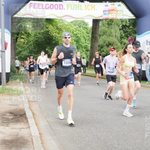 29.06.2025 - hella hamburg halbmarathon MichiJ http://msf.ph/oto/8256347 29.06.2025 10:29:27 Zwischen KM18-KM19 1677, 1800, 6152, 6429, 7284, 7774, 7796, 8122, 8966, 9540, 9711, 10783, 12385, 12895, 13667, 14899, 16201, 16249, 16347, 17486, 17724, 17971, 18412 meine-sportfotos.de