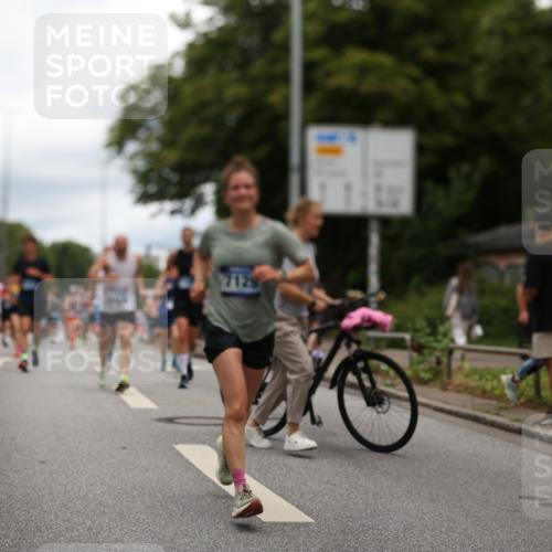29.06.2025 - hella hamburg halbmarathon Yannick Fuchs http://msf.ph/oto/8256349 29.06.2025 10:48:20 20KM 1410, 1442, 1549, 1815, 2432, 3177, 3310, 3861, 3898, 4299, 6082, 6084, 6260, 6356, 6581, 6723, 6994, 7129, 7973, 8223, 8772, 8798, 9012, 9060, 9227, 10040, 10263, 10266, 11009, 11499, 11789, 12213, 12362, 12489, 13147, 13869, 14026, 14660, 14818, 15113, 15156, 15169, 15408, 15524, 16092, 16574, 16623, 16750, 17740, 17765, 18450, 18759, 19177 meine-sportfotos.de
