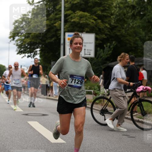 29.06.2025 - hella hamburg halbmarathon Yannick Fuchs http://msf.ph/oto/8256452 29.06.2025 10:48:20 20KM 1410, 1442, 1549, 1815, 2432, 3177, 3310, 3861, 3898, 4299, 6082, 6084, 6260, 6356, 6581, 6723, 6994, 7129, 7973, 8223, 8772, 8798, 9012, 9060, 9227, 10040, 10263, 10266, 11009, 11499, 11789, 12213, 12362, 12489, 13147, 13869, 14026, 14660, 14818, 15113, 15156, 15169, 15408, 15524, 16092, 16574, 16623, 16750, 17740, 17765, 18450, 18759, 19177 meine-sportfotos.de