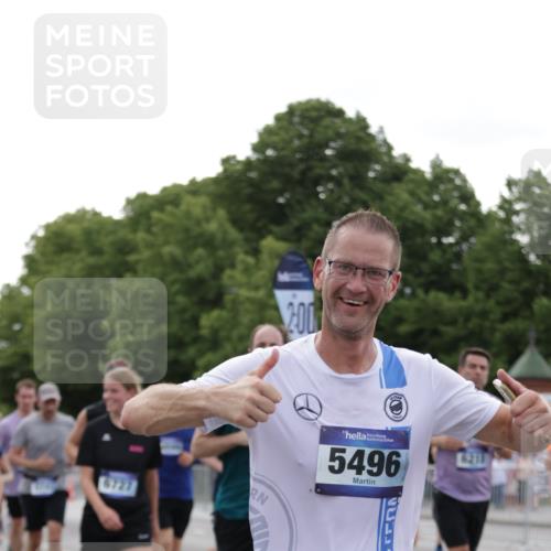 29.06.2025 - hella hamburg halbmarathon Jannik Wohlers http://msf.ph/oto/8256568 29.06.2025 10:31:45 Lombardsbrücke 1311, 1987, 2349, 2943, 3022, 3707, 3752, 3778, 3822, 4314, 4365, 4605, 4924, 5496, 5601, 5658, 5743, 6218, 6252, 7135, 7239, 7295, 7344, 7535, 7570, 7695, 7789, 7816, 8175, 8538, 9125, 9206, 10248, 10924, 11168, 11462, 12136, 12319, 12755, 12936, 13026, 13959, 13960, 14029, 14099, 14105, 14191, 14494, 14599, 15471, 15987, 16200, 17958, 18369, 18931 meine-sportfotos.de