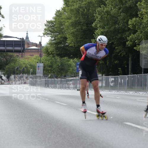 29.06.2025 - hella hamburg halbmarathon Jannik Wohlers http://msf.ph/oto/8256588 29.06.2025 08:49:01 Lombardsbrücke  meine-sportfotos.de