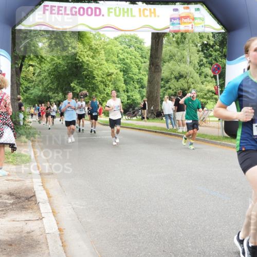 29.06.2025 - hella hamburg halbmarathon MichiJ http://msf.ph/oto/8256596 29.06.2025 10:52:48 Zwischen KM18-KM19 3578, 6572, 9165, 10067, 10998, 13566, 13625, 18732 meine-sportfotos.de