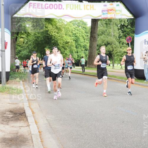 29.06.2025 - hella hamburg halbmarathon MichiJ http://msf.ph/oto/8256609 29.06.2025 10:29:28 Zwischen KM18-KM19 1677, 1800, 4205, 5026, 6152, 7284, 7796, 8122, 8966, 9540, 9711, 10783, 12385, 12895, 13483, 13667, 14899, 16249, 17486, 17724, 18412 meine-sportfotos.de