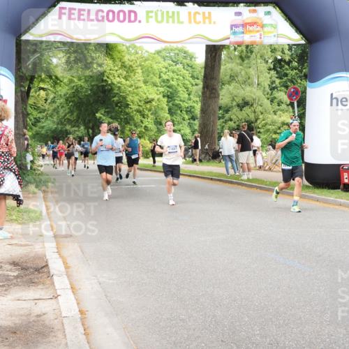 29.06.2025 - hella hamburg halbmarathon MichiJ http://msf.ph/oto/8256620 29.06.2025 10:52:49 Zwischen KM18-KM19 6572, 10067, 10998, 11416, 11887, 13566, 13625, 18732 meine-sportfotos.de