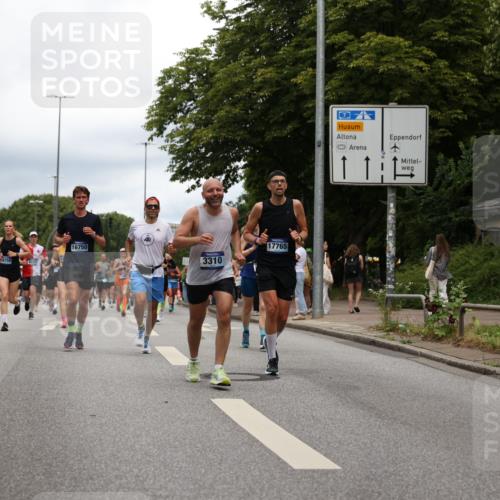 29.06.2025 - hella hamburg halbmarathon Yannick Fuchs http://msf.ph/oto/8256708 29.06.2025 10:48:21 20KM 1410, 1442, 1549, 1815, 2432, 3177, 3310, 3861, 3898, 4189, 6082, 6084, 6260, 6356, 6581, 6723, 6994, 7129, 7973, 8223, 8449, 8772, 8798, 9012, 9060, 9227, 10040, 10263, 10266, 11009, 11499, 11789, 12213, 12362, 12489, 13147, 13297, 13869, 14026, 14660, 14818, 15113, 15156, 15169, 15408, 15524, 16092, 16574, 16623, 16750, 17740, 17765, 18759, 19177 meine-sportfotos.de