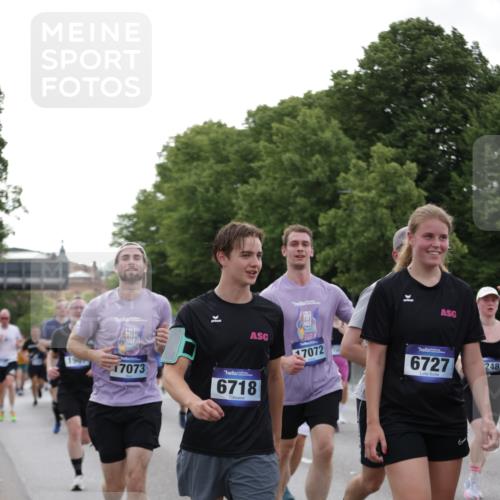 29.06.2025 - hella hamburg halbmarathon Jannik Wohlers http://msf.ph/oto/8256718 29.06.2025 10:31:48 Lombardsbrücke 1311, 1987, 2349, 2943, 3022, 3707, 3778, 3822, 4314, 4365, 4605, 4924, 5496, 5601, 5658, 5743, 6218, 6252, 7135, 7239, 7295, 7344, 7535, 7570, 7695, 7789, 8124, 8175, 8787, 8914, 9125, 9206, 10248, 10828, 10924, 11168, 11225, 11362, 11462, 11787, 12136, 12755, 12936, 13026, 13284, 13423, 13959, 13960, 14029, 14099, 14105, 14191, 14494, 14599, 15120, 15471, 15987, 16200, 17958, 18369, 18931 meine-sportfotos.de