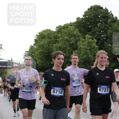 29.06.2025 - hella hamburg halbmarathon Jannik Wohlers http://msf.ph/oto/8256809 29.06.2025 10:31:48 Lombardsbrücke 1311, 1987, 2349, 2943, 3022, 3707, 3778, 3822, 4314, 4365, 4605, 4924, 5496, 5601, 5658, 5743, 6218, 6252, 7135, 7239, 7295, 7344, 7535, 7570, 7695, 7789, 8124, 8175, 8787, 8914, 9125, 9206, 10248, 10828, 10924, 11168, 11225, 11362, 11462, 11787, 12136, 12755, 12936, 13026, 13284, 13423, 13959, 13960, 14029, 14099, 14105, 14191, 14494, 14599, 15120, 15471, 15987, 16200, 17958, 18369, 18931 meine-sportfotos.de
