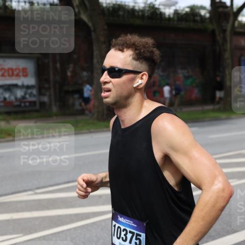 29.06.2025 - hella hamburg halbmarathon Yannick Fuchs http://msf.ph/oto/8256834 29.06.2025 10:35:52 20KM 1136, 1570, 1631, 2579, 2797, 3618, 4205, 4303, 4380, 4871, 4893, 5387, 5709, 6550, 6771, 6901, 7432, 7774, 7796, 8358, 9547, 9640, 9659, 9711, 9755, 9885, 10375, 10783, 10894, 11062, 11765, 11922, 12292, 12385, 12434, 12895, 13457, 14555, 14661, 14899, 15351, 16816, 17032, 17100, 17720, 17834, 18045, 18049, 18412, 18442, 18491, 18573, 18764, 18802 meine-sportfotos.de