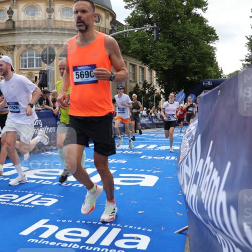 29.06.2025 - hella hamburg halbmarathon Strokosch-Dieckow http://msf.ph/oto/8256856 29.06.2025 10:42:03 Ziel 1441, 5682, 5690, 6593, 7363, 8694, 10216, 11417, 12098, 12292, 13196, 15846, 16677, 17363, 17864, 17926, 18772, 18920, 19046 meine-sportfotos.de