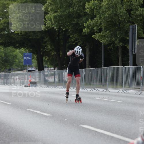 29.06.2025 - hella hamburg halbmarathon Jannik Wohlers http://msf.ph/oto/8256898 29.06.2025 08:49:02 Lombardsbrücke  meine-sportfotos.de