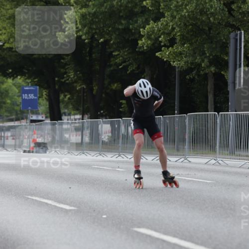 29.06.2025 - hella hamburg halbmarathon Jannik Wohlers http://msf.ph/oto/8256973 29.06.2025 08:49:03 Lombardsbrücke  meine-sportfotos.de