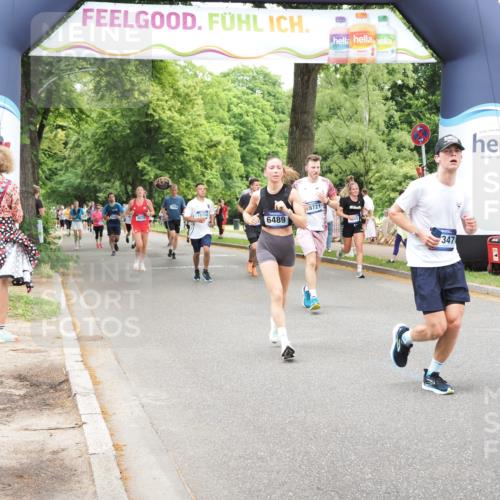 29.06.2025 - hella hamburg halbmarathon MichiJ http://msf.ph/oto/8257078 29.06.2025 10:52:55 Zwischen KM18-KM19 1355, 3994, 6489, 11416, 11887, 17347, 18721 meine-sportfotos.de