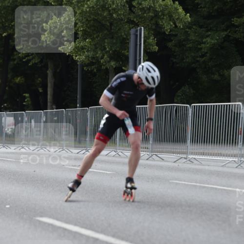 29.06.2025 - hella hamburg halbmarathon Jannik Wohlers http://msf.ph/oto/8257166 29.06.2025 08:49:04 Lombardsbrücke  meine-sportfotos.de