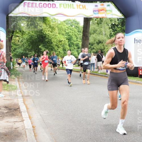 29.06.2025 - hella hamburg halbmarathon MichiJ http://msf.ph/oto/8257261 29.06.2025 10:52:56 Zwischen KM18-KM19 1355, 3994, 6489, 11416, 11887, 11917, 17347, 18721 meine-sportfotos.de