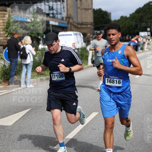 29.06.2025 - hella hamburg halbmarathon Yannick Fuchs http://msf.ph/oto/8257322 29.06.2025 10:35:56 20KM 1570, 1631, 1800, 2579, 4205, 4380, 4871, 4893, 5387, 5709, 6550, 6771, 6901, 7432, 7796, 8358, 9547, 9640, 9659, 9711, 9755, 9815, 9885, 10375, 10894, 11922, 12292, 12434, 13876, 14555, 14899, 15351, 16816, 17032, 17100, 17720, 18045, 18442, 18491, 18509, 18764, 18802 meine-sportfotos.de