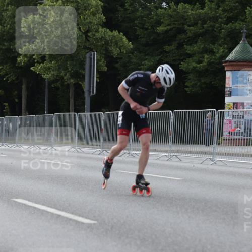 29.06.2025 - hella hamburg halbmarathon Jannik Wohlers http://msf.ph/oto/8257333 29.06.2025 08:49:04 Lombardsbrücke  meine-sportfotos.de