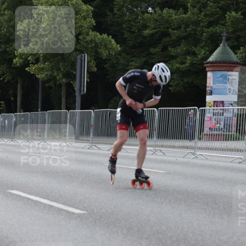 29.06.2025 - hella hamburg halbmarathon Jannik Wohlers http://msf.ph/oto/8257366 29.06.2025 08:49:04 Lombardsbrücke  meine-sportfotos.de