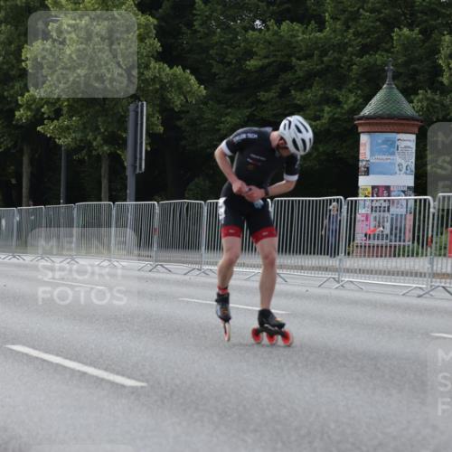 29.06.2025 - hella hamburg halbmarathon Jannik Wohlers http://msf.ph/oto/8257391 29.06.2025 08:49:04 Lombardsbrücke  meine-sportfotos.de