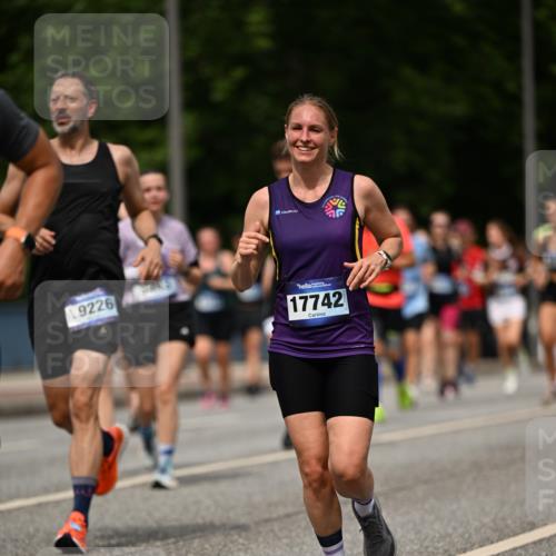 29.06.2025 - hella hamburg halbmarathon Dr. Thomas Lammeyer http://msf.ph/oto/8257414 29.06.2025 10:35:08 Kennedybrücke 1059, 1097, 1472, 1773, 1979, 2414, 2505, 2569, 2754, 2755, 2914, 3131, 3443, 4561, 4817, 5437, 5943, 6057, 6195, 6546, 6616, 6620, 6725, 6787, 7351, 7604, 7772, 8050, 9937, 10989 meine-sportfotos.de