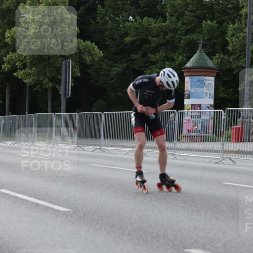 29.06.2025 - hella hamburg halbmarathon Jannik Wohlers http://msf.ph/oto/8257442 29.06.2025 08:49:04 Lombardsbrücke  meine-sportfotos.de