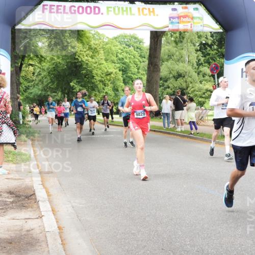 29.06.2025 - hella hamburg halbmarathon MichiJ http://msf.ph/oto/8257467 29.06.2025 10:52:59 Zwischen KM18-KM19 1249, 1355, 6489, 9829, 11917, 17347, 17836, 17866, 18721, 18754 meine-sportfotos.de