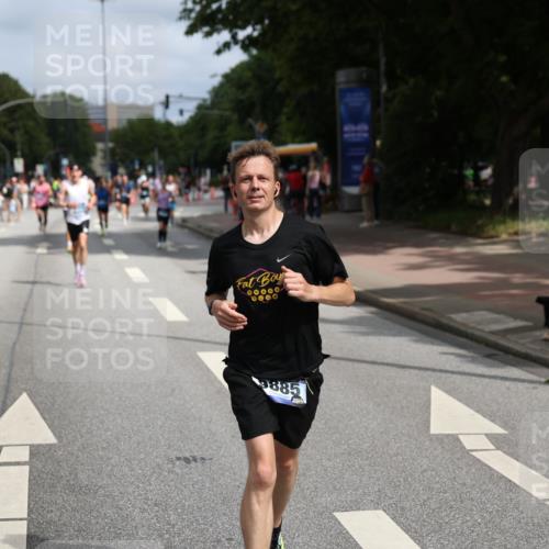 29.06.2025 - hella hamburg halbmarathon Yannick Fuchs http://msf.ph/oto/8257510 29.06.2025 10:35:57 20KM 1570, 1631, 1800, 2579, 4205, 4871, 4893, 5387, 5709, 6550, 6771, 6901, 7432, 7796, 8358, 9547, 9640, 9659, 9711, 9755, 9815, 9885, 10375, 10894, 11922, 12292, 12434, 13876, 14555, 14899, 15351, 16816, 17032, 17100, 17882, 18442, 18491, 18509, 18764, 18802 meine-sportfotos.de