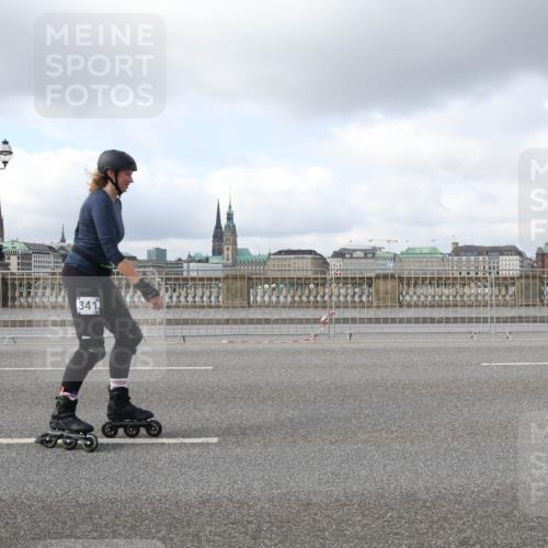 29.06.2025 - hella hamburg halbmarathon Lena Gebhardt http://msf.ph/oto/8257516 29.06.2025 09:03:29 Lombardsbrücke  meine-sportfotos.de