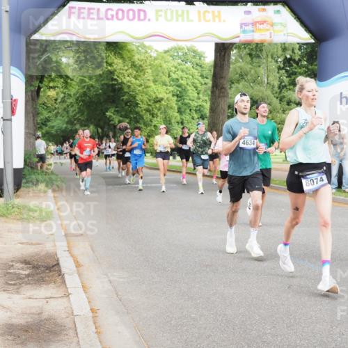 29.06.2025 - hella hamburg halbmarathon MichiJ http://msf.ph/oto/8257590 29.06.2025 10:29:34 Zwischen KM18-KM19 3618, 4205, 4634, 4893, 5007, 5014, 5026, 7284, 7796, 8074, 8358, 11062, 11922, 12385, 13268, 13483, 16249, 16599, 17724, 17834 meine-sportfotos.de