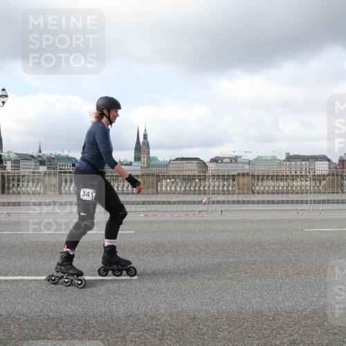 29.06.2025 - hella hamburg halbmarathon Lena Gebhardt http://msf.ph/oto/8257603 29.06.2025 09:03:29 Lombardsbrücke  meine-sportfotos.de
