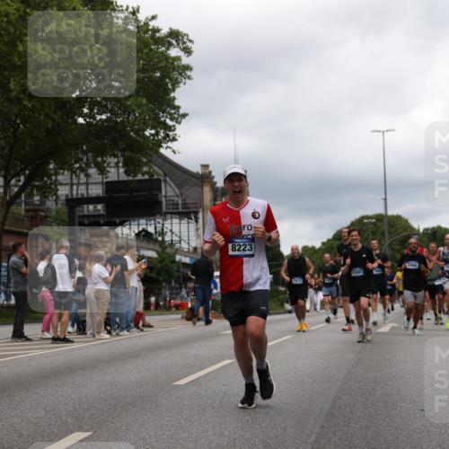 29.06.2025 - hella hamburg halbmarathon Yannick Fuchs http://msf.ph/oto/8257606 29.06.2025 10:48:26 20KM 1327, 1410, 1815, 3177, 3310, 3861, 3898, 4189, 6082, 6084, 6356, 6581, 6723, 6994, 7129, 8223, 8449, 8698, 8772, 8798, 9012, 9060, 9227, 10191, 10192, 10263, 10266, 11499, 11789, 12186, 12213, 12362, 12489, 13147, 13297, 13869, 14660, 14818, 15113, 15156, 15169, 15408, 15524, 15879, 16092, 16574, 16623, 16750, 17740, 17765, 18759, 19177 meine-sportfotos.de