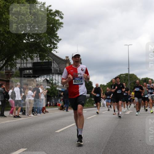 29.06.2025 - hella hamburg halbmarathon Yannick Fuchs http://msf.ph/oto/8257640 29.06.2025 10:48:26 20KM 1327, 1410, 1815, 3177, 3310, 3861, 3898, 4189, 6082, 6084, 6356, 6581, 6723, 6994, 7129, 8223, 8449, 8698, 8772, 8798, 9012, 9060, 9227, 10191, 10192, 10263, 10266, 11499, 11789, 12186, 12213, 12362, 12489, 13147, 13297, 13869, 14660, 14818, 15113, 15156, 15169, 15408, 15524, 15879, 16092, 16574, 16623, 16750, 17740, 17765, 18759, 19177 meine-sportfotos.de
